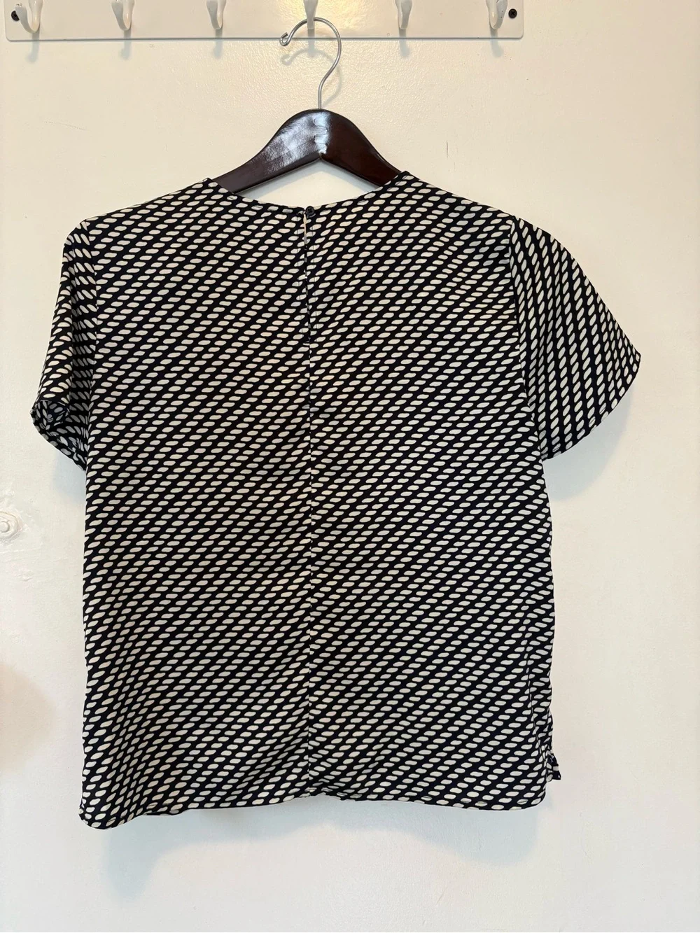 Banana Republic Black and White Geometric Short-Sleeve Top